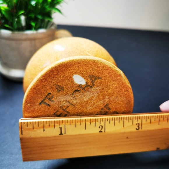 Caramel Colour Teleflora Haegar Footed Vase - Picture 9 of 10